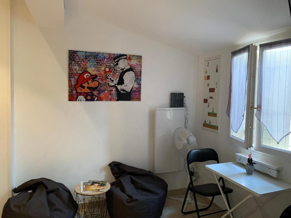 Soft Studio Downtown Close To The Harbour - Dodo Et Tartine 土伦 外观 照片